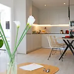 Nogalera Terrace - Adults Only * Торремолінос